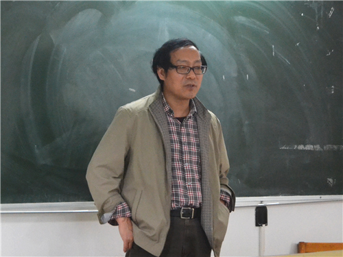 纪德君院长为中文176班同学授课